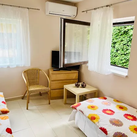 Little House With Garden Siófok