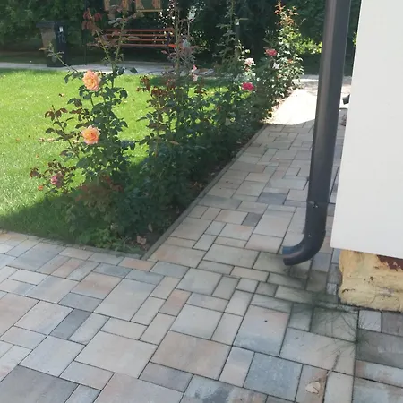 Apartman Little House With Garden Siófok